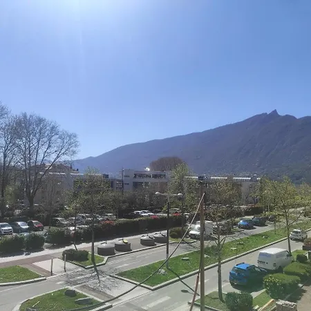 아파트 Appartement T3 65 M2 Vue Lac 2 Chambres Terrasse 엑스레뱅